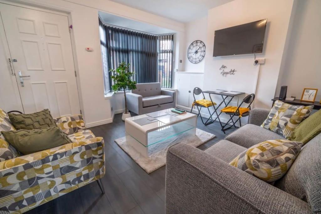 Entire Home In Nottingham Ngoại thất bức ảnh