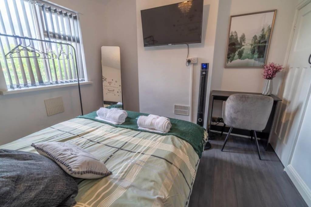 Entire Home In Nottingham Ngoại thất bức ảnh