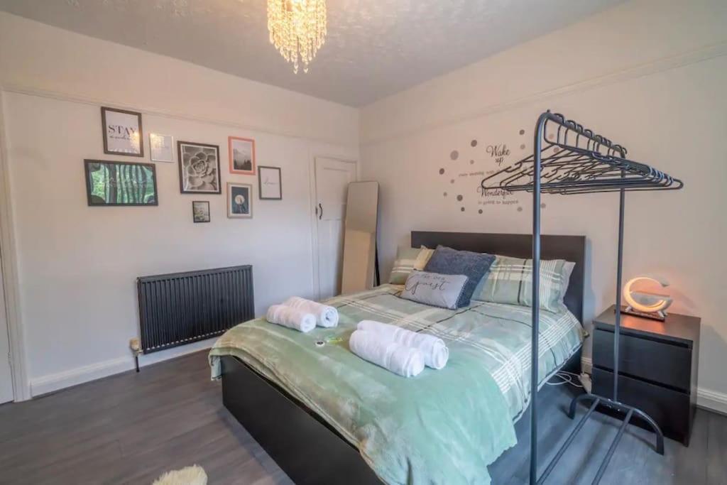 Entire Home In Nottingham Ngoại thất bức ảnh
