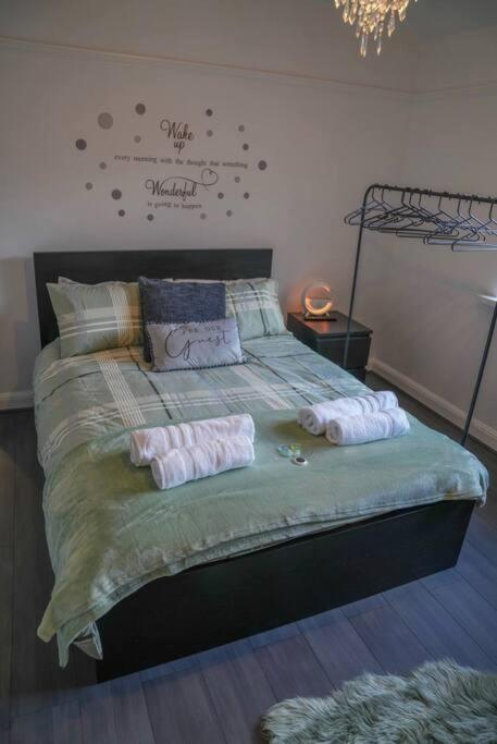 Entire Home In Nottingham Ngoại thất bức ảnh